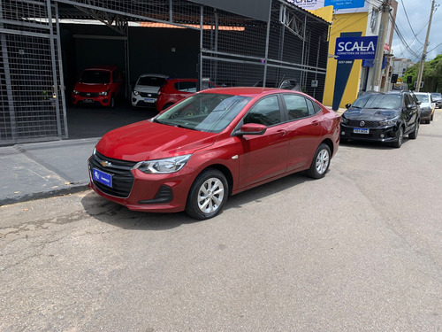 Chevrolet Onix plus 1.0 Lt 2 4P