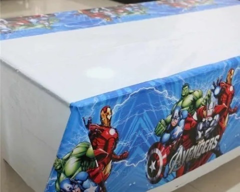 Imagen 2 de 2 de Mantel Plástico Decoración Cumpleaños Vengadores Avengers
