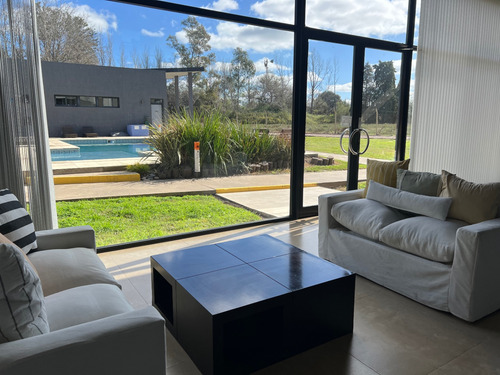 Exclusivo Depto En Venta En Carpinchos De Otamendi Luxury Residencial