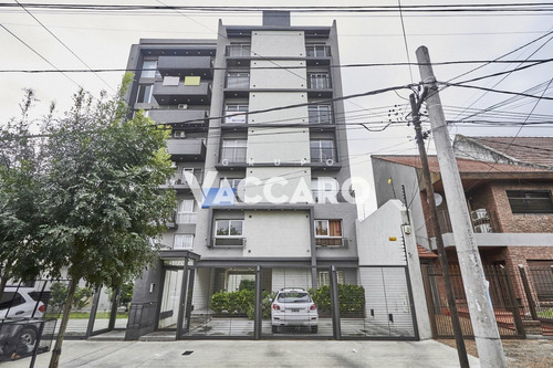 Imagen 1 de 27 de Departamento Venta 2 Ambientes Moron