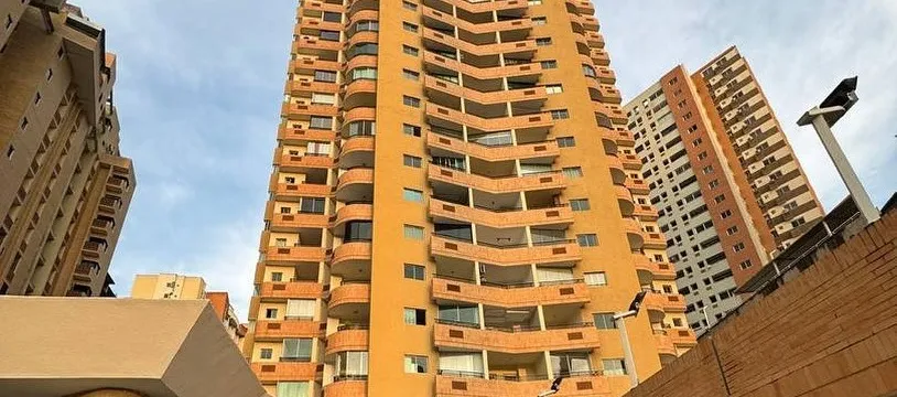 Av. 91, Valencia - Las Chimeneas - Valencia (Valencia) - Carabobo