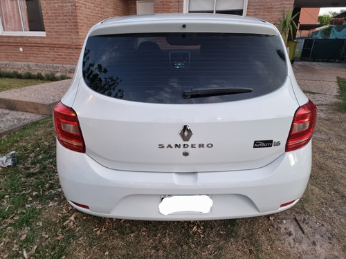Imagen 3 de 11 de Renault Sandero 2015 1.6 Dynamique 90cv Abs