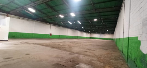Imagen 2 de 4 de Alquilo Galpon 1600m2 Zona Indust Norte Marzo 2022 Sandra