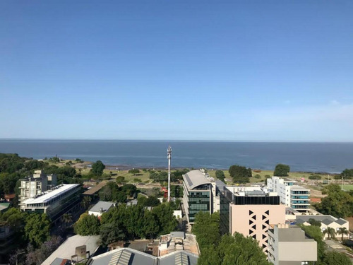 Imagen 5 de 14 de Departamento En Duplex, Excelente Ubicacion Libertador Al Río, 2 Dormitorios