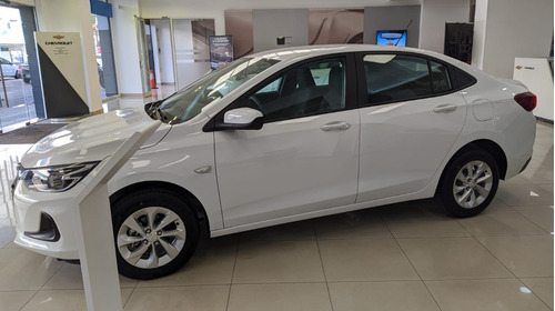 Imagen 2 de 17 de Chevrolet Onix Plus Lt Tech 1.2 Fs
