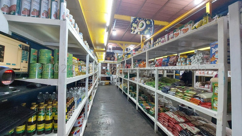 LG Vendo Edificio Industrial Con Local Comercial En Prado De María, 1920 Mtrs. Punto Comercial De Mas De 30 Años