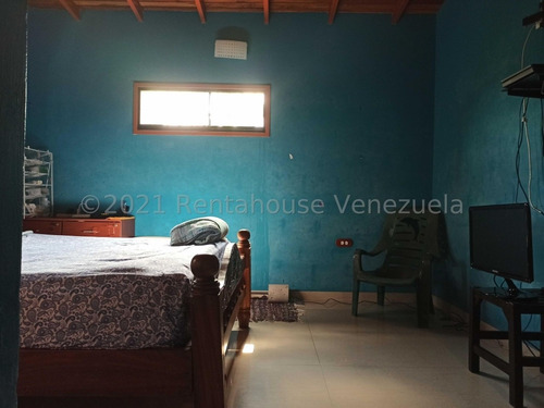 Imagen 11 de 13 de Casa En Venta Las Mayas El Limón 22-1249 Dc