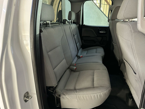 Chevrolet Silverado 5.4 2500 Doble Cabina Ls 4x2 At