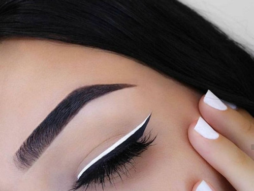 Delineador De Ojos En Fibra Gatito Pink 21 Blanco 24 Horas
