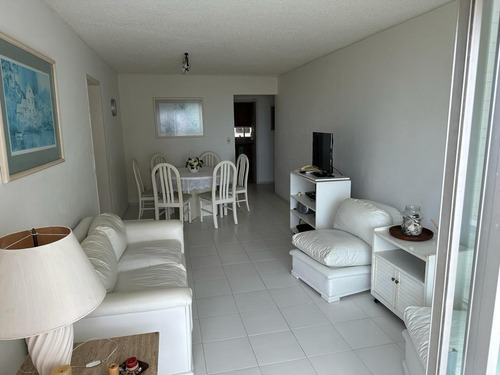Apartamento 2 1/2 Dorm - P 4 Playa Brava - Punta Del Este