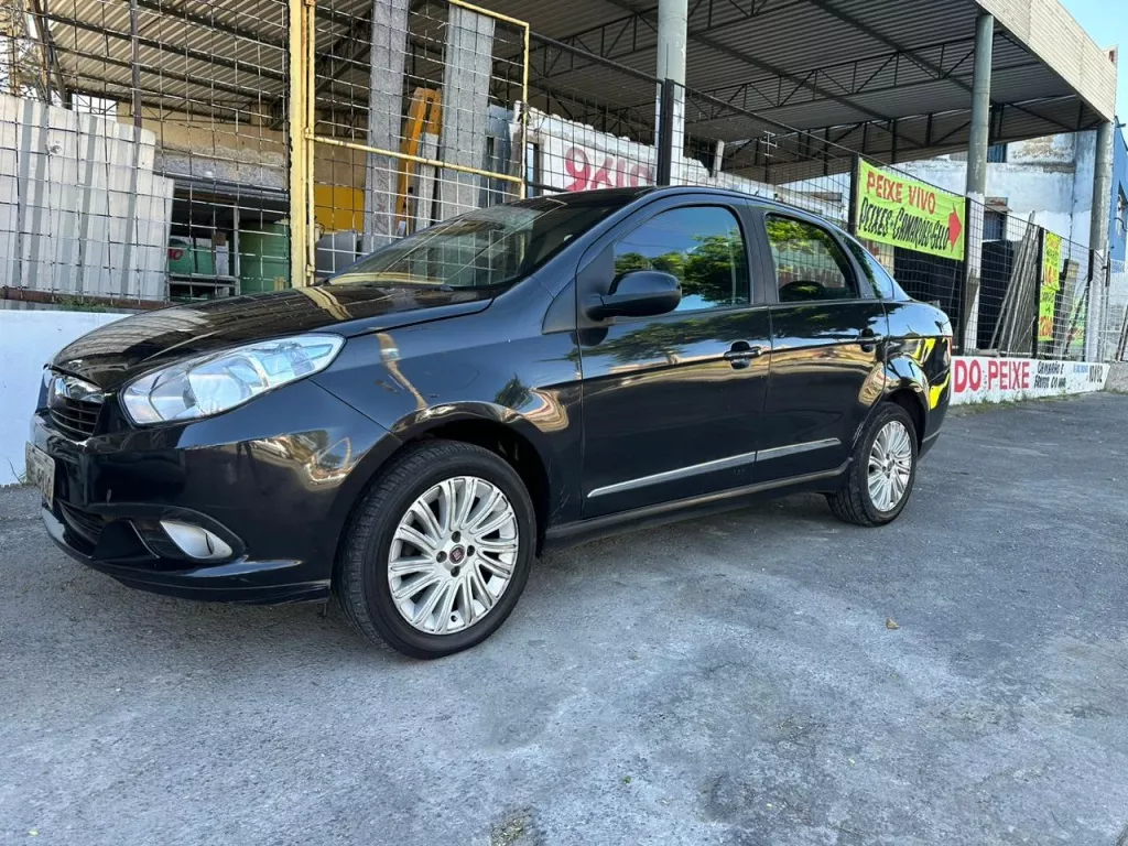 Fiat Siena 1.6 MPI ESSENCE 16V FLEX 4P MANUAL