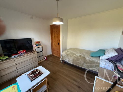 Hermosa Casa En Parcela De 8.000 M2 En Trafún.