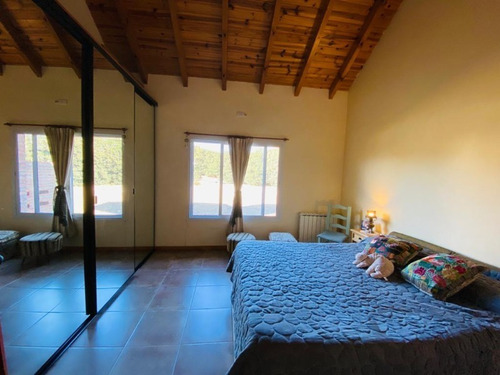 Venta De Vivienda Con Casa De Té En Villa General Belgrano - Inv0035