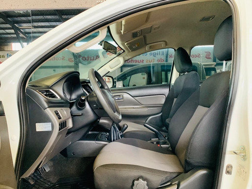 Imagen 12 de 12 de Mitsubishi L200 Modelo 2018