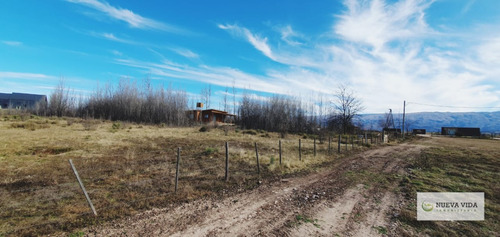 Venta De Terreno En Yacanto, A Metros De La Ruta
