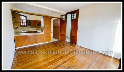 Imagen 4 de 14 de Piso Alto Sobre Plaza De Los Treinta Y Tres