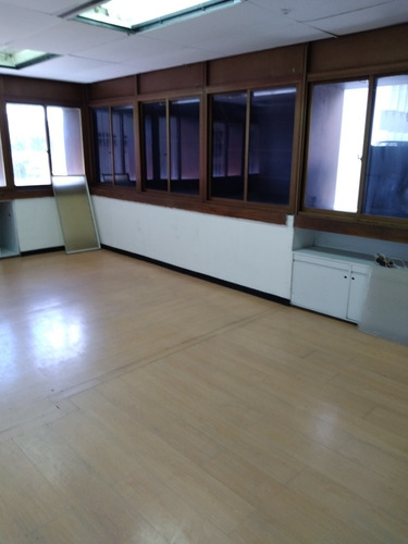Imagen 21 de 29 de Alquilo Oficinas En Los Palos Grandes