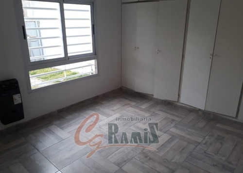 Imagen 7 de 10 de Casa En Alquiler A Nuevo. Marañon 1200 Ituzaingo