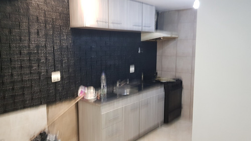 Imagen 8 de 10 de Departamento En Alquiler En Lanus