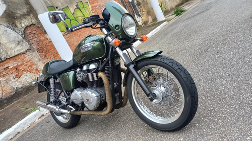 Triumph Bonneville Thruxton 900