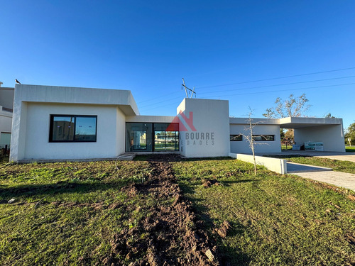 Casa En Venta En Altos De Campo Grande, Pilar, G.b.a. Zona Norte