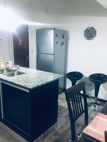 Imagen 5 de 12 de Venta Dpto Dos Dormitorios Con Patio, Zona Centro Rio.