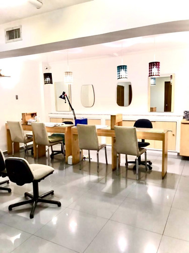 Imagen 7 de 8 de Salon De Belleza En Centro Comercial Ab - Fondo De Comercio
