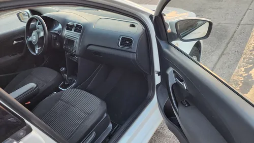 Volkswagen Vento 1.6 Highline Mt
