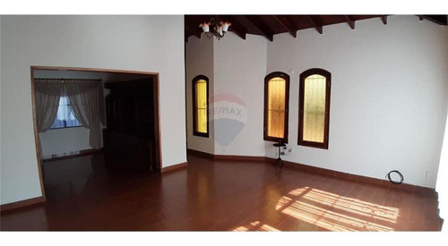 Imagen 3 de 14 de Vendo Lujosa Casa Con Piscina.