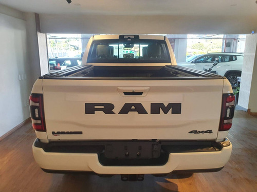 Imagem 8 de 15 de Ram 2500 6.7 I6 Turbo Diesel Night Edition Cd 4x4