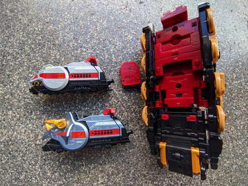 Engine Kishamoth Tyrain E Cerain Go-onger Ranger Rpm Zord Dx (Usado)