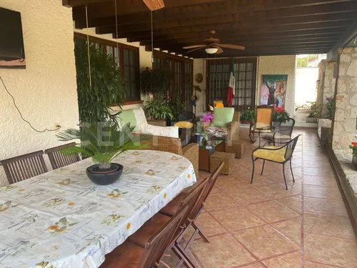 Residencia En Venta, Colonia Huertas Del Llano, Jiutepec, Morelos