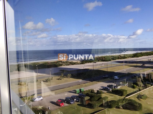 Imagen 13 de 30 de Apartamento En Venta, Brava, Punta Del Este, 3 Dormitorios.