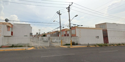 Se Vende Casa De Recuperación Bancaria En C. Del Bosque Las Caobas, Los Héroes Tecámac, Edomex. Arf