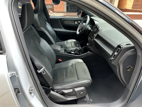 Volvo XC40 2.0 T5 Awd R-design