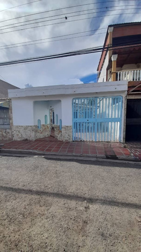 Imagen 11 de 11 de Casa En Los Apamates, Guacara. Plc-857
