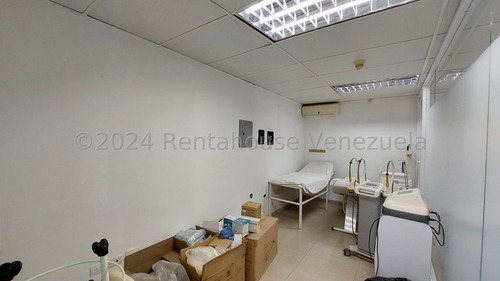 Oficina En Alquiler Los Chaguaramos 24-23502