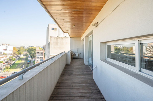 Penthouse Único En Haedo Con Terraza Y Cochera