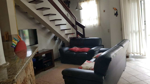 Imagem 3 de 20 de Casa Em Világio Com 02 Suítes, 02 Vagas, Piscina. - V704