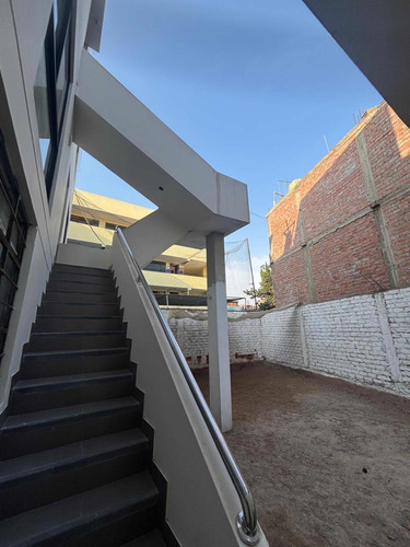 Terreno Interior En Zona Residencial Surco - Lima