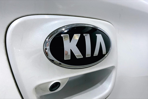 Imagen 8 de 15 de Kia Rio 5 Pts Hb Lx, Tm6, Ve, F Niebla, Ra-15