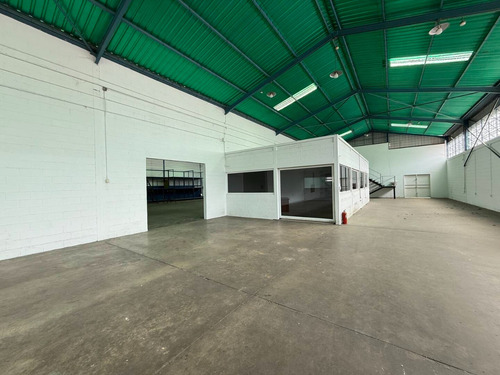 Se Vende Galpon En Terrazas De Castilliyo San Diego Valencia