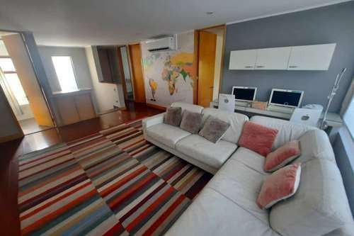 Casa En Venta De 6 Dorm. En Chicureo