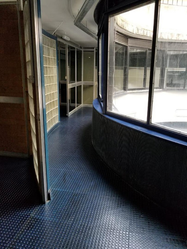 Imagen 11 de 21 de Amplias Oficinas Con Mobiliario, Precio Paquete