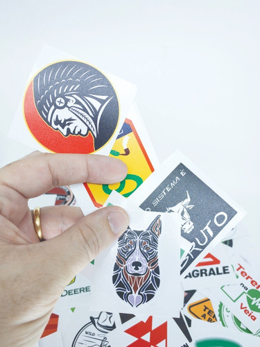 Imagem 6 de 10 de 126 Adesivos Tereré Para Garrafa Térmica 6cm