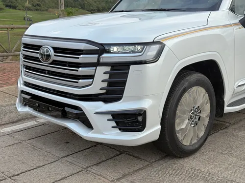 Toyota Land Cruiser 300 LC300 VXR 3.4 DIESEL