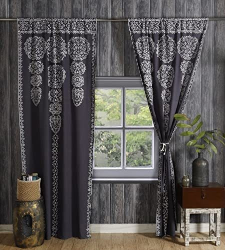 Tapiz De Cortinas De Mandala Con Diseño Floral Gris Y Blanco