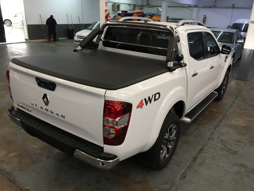 Imagen 4 de 12 de Renault Alaskan Iconic Mt