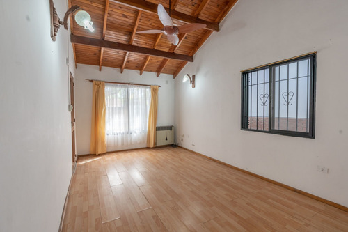 Imagen 3 de 25 de Casa Venta Baigorria 3 Dormitorios Patio Cochera