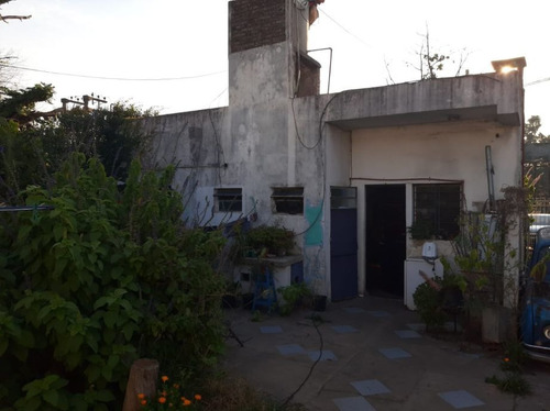 Imagen 12 de 12 de Casa Para 2 Familias En Venta En Ituzaingo Sur